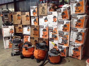 Pallet with assorted Ridgid WetDry Vacuums - - items have not been tested customer returns some missing pieces review pictures