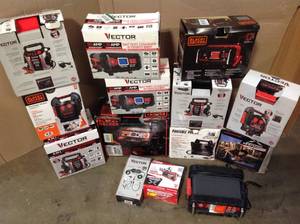 Lot of Power Stations and Battery Chargers customer returns see pictures