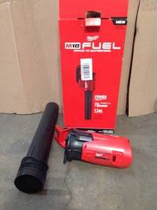 Milwaukee M18 FUEL 120 MPH 450 CFM 18-Volt Lithium-Ion Brushless Cordless Handheld Blower (Tool-Only)