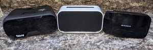 lot 73 image: 3 Virtual Reality Headsets for Smartphones