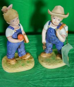 lot 85 image: Home Interiors Denim Days Figurines