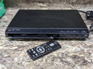 lot 130 image: Sony Progressive Scan DVD Player - DVP-SR210P