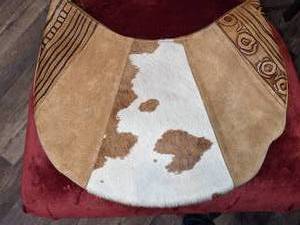 lot 44 image: Claudia Firenze ITALIAN LEATHER COWHIDE FUR MIXED HOBO BAG