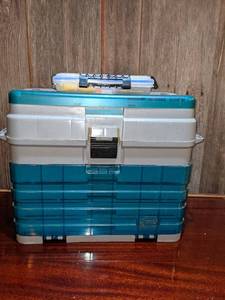lot 122 image: Plano Guide Series Tackle Box wLots of Tackle