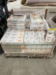 lot 109 image: 440 SF San Tropez 13 x 17 Ceramic Floor Tile