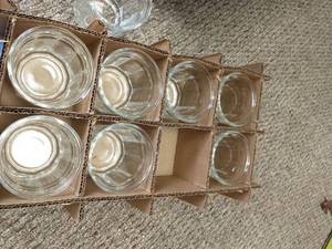 Working Glass 16-Piece Clear Glass Set
