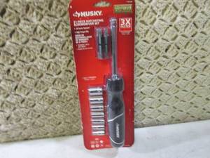 (E-1) Husky 21pc Ratcheting Screwdr...