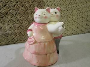 (BS) Vintage Ceramic Tea Pot Cats...