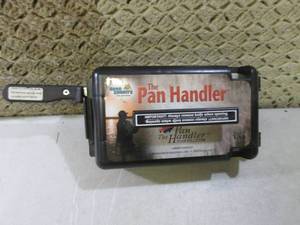 (EC1) The Pan Handler Fish Filleter...