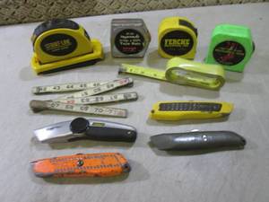 (RM5) Assorted Tape Measures and Ut...