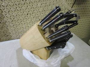 (RMC) Kitchen Knives with Block Mis...