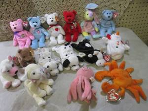 (EW5) Assorted Beanie Babies...