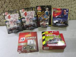 (BSB) Collectible Cars and Tonka In...