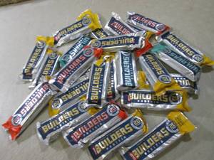 (B-2) Assorted Builders Protein Bar...