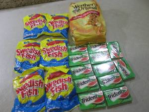 (B-3) Assorted Candy and Gum Past D...