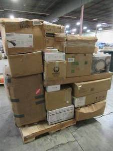 lot 431 image: WHOLESALE MIXED PALLET OF MISCELLANEOUS SMALL HOUSEWARES AND HOME DECOR
