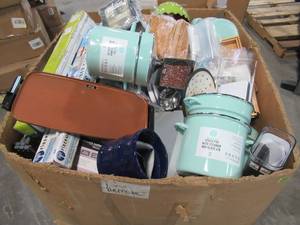 lot 315 image: WHOLESALE MIXED PALLET OF MISCELLANEOUS SMALL KITCHEN POTS, PANS, STORAGE ITEMS, ACCESSORIES AND MORE