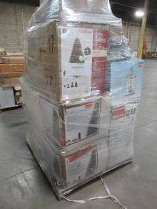 lot 324 image: WHOLESALE MIXED PALLET OF MISCELLANEOUS CHRISTMAS TREES, MICROWAVES AND MORE