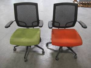lot 202 image: 2 Swivel Office Chairs With Height Adjustment - Used in warehouse.