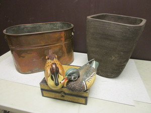 lot 266 image: ASSRTD. HOME DECOR, DUCK STATUETTES, PLANTER POT, BASKET CASE, TIN CANISTER