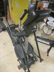 lot 295 image: NORDIC-TRACK AUDIO STRIDER 800