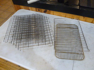 lot 12 image: Cooling Racks