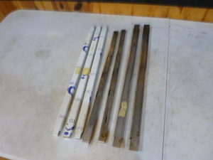 lot 16 image: 7 Salad Bar Dividers