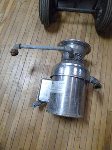 lot 21 image: In-Sink-Erator Commercial Garbage Disposal