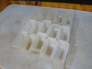 lot 24 image: 15 Bar Condiment Inserts