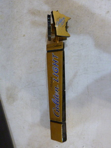 lot 45 image: Michelob Golden Light Beer Tap Handle
