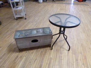 lot 86 image: Garden Bench and Table