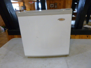 lot 94 image: Small Haier Refrigerator