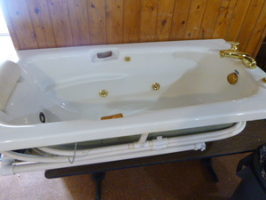 lot 112 image: Warm Rain Whirlpool Tub
