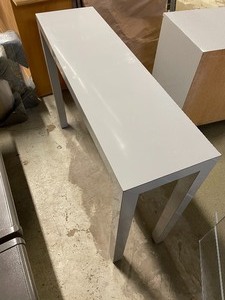 lot 3 image: Amazing Contemporary Consel Table