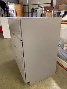 lot 4 image: Contemporary Four Drawer Dresser