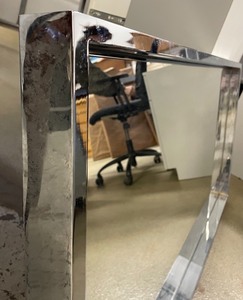 lot 13 image: Large Silver Tone Contemporary Style Wall Mirror