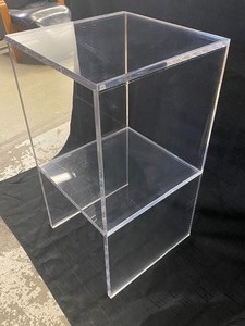lot 18 image: Fun Square Lucite Small Bookshelf