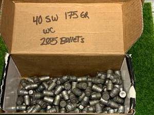 lot 28 image: 205 Rounds 40sw 175gr Wadcutter Bullets