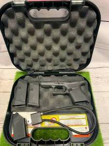 lot 87 image: Glock 43 Handgun 9mm, 2 Magazine, Auto Loader