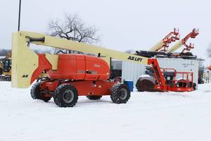 lot 1 image: JLG 800 AJ Articulating Boom Lift
