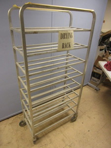 lot 404 image: DRYING RACK CART
