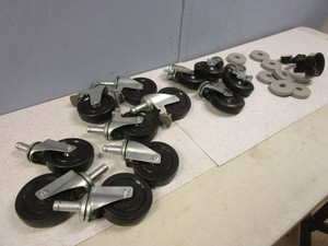 lot 437 image: HEAVY-DUTY CASTERS