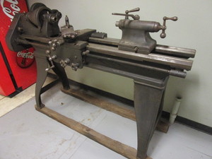 lot 400 image: VINTAGE SENECA FALLS, N.Y. MFG. STAR LATHE