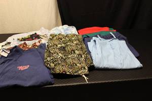 XS scrubs, 5 tops, 2 coats, 5 pants...