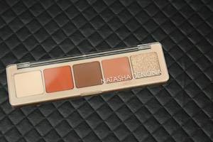 High end make up, check out pics...