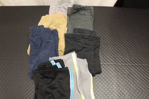 Boys 3T 7 pair comfy pants...