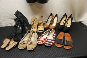 size 8, 8 pairs of footwear  some w...