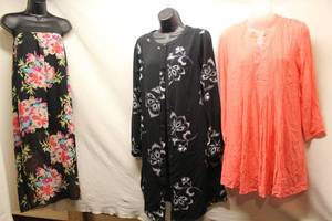 Size S,  3 dresses,  6 tops, 3 skir...