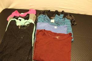 size XS,  8 tops...