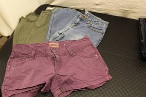 jrs size 1112, 2 jeans, 1 shorts...